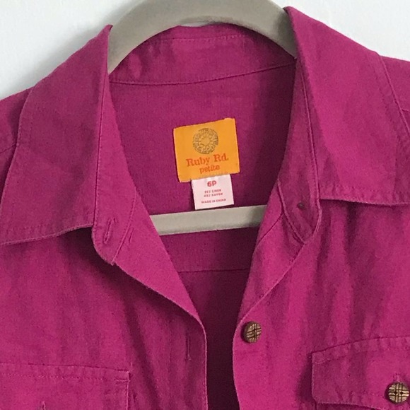 Ruby Rd. Magenta button up linen shirt with pockets sz 6P fall basic - Picture 3 of 3